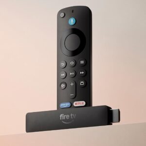 Amazon Fire TV Stick HD (modelo mais recente), Controle Remoto por Voz com Alexa, alimentado pela TV, com configuração simples e Acesso Antecipado à Alexa+